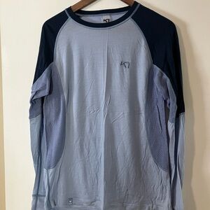 Kari Traa Alelam Long Sleeve Merino Wool Baselayer Shirt in Naval Size XL